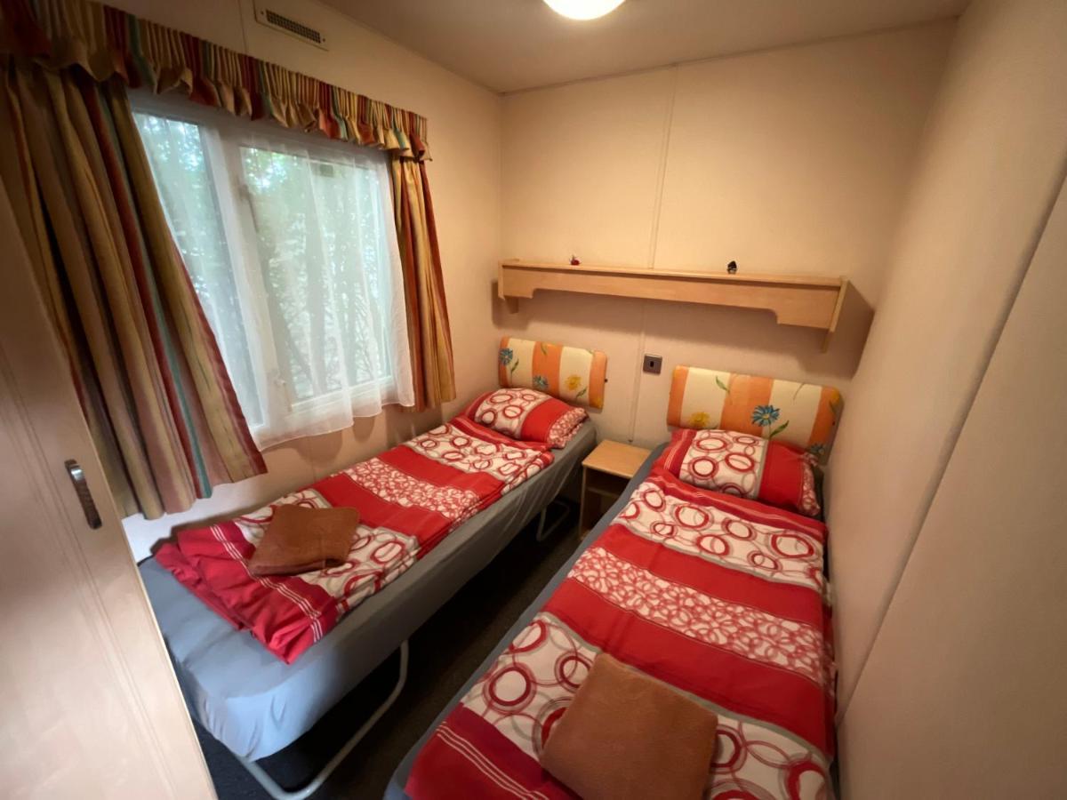 Autocamp Free Star - Mobilheimy Apartment Strachotin Exterior foto